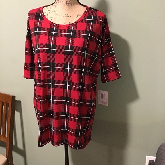 Lularoe Irma plaid Shirt size M NWT
